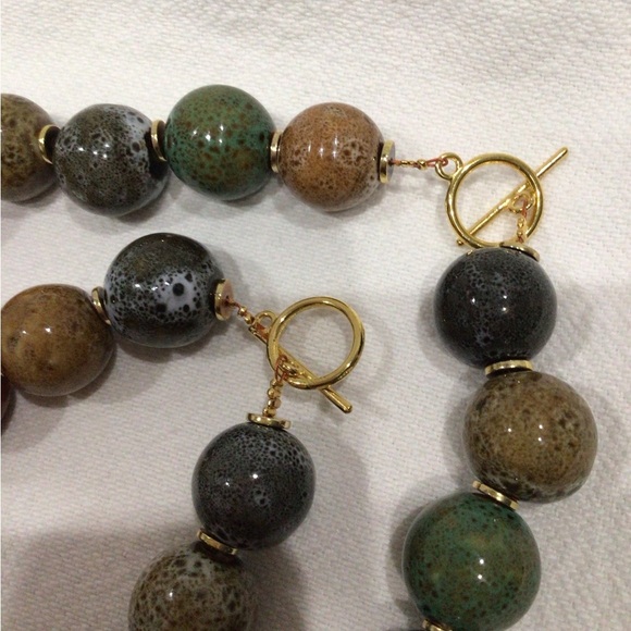 Tribal Earth Toned Colorful Beaded Necklace, Bracelet, and Earring Set - Picture 13 of 14